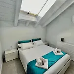 Prestigioso Attico A Passo Duomo By Revenue House Apartamento
