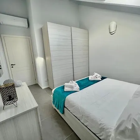 Prestigioso Attico A Passo Duomo By Revenue House Apartmán *