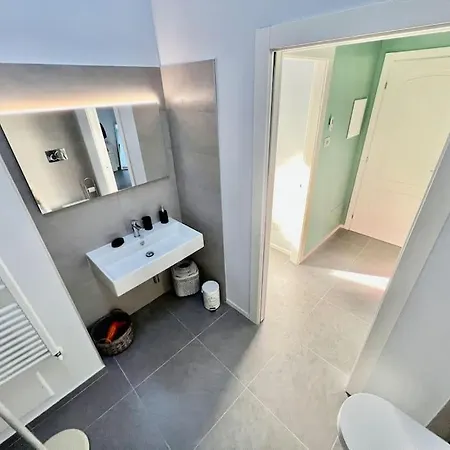 Prestigioso Attico A Passo Duomo By Revenue House *